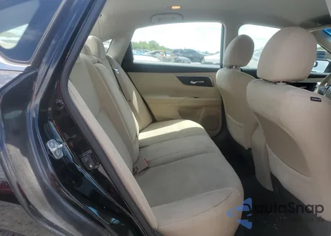 2015 Nissan Altima 2.5 from USA, damaged, VIN 1N4AL3AP8FC177384